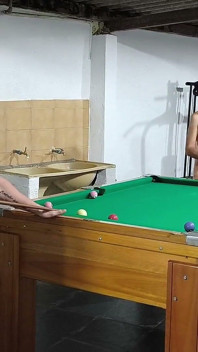 Os Carmonas Jogando Bilhar Pelados Com Aquela Pitada Quente
