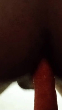 Arsch mit dildo gefickt