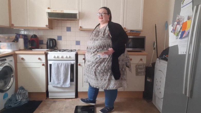 SSBBWLadyBrads: SSBBW weigh in struggles May 2021 result