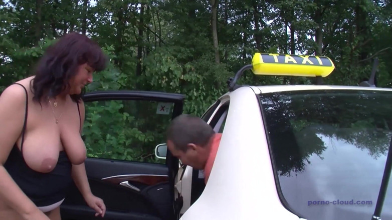 Porno Cloud: Big boobs taxi driver