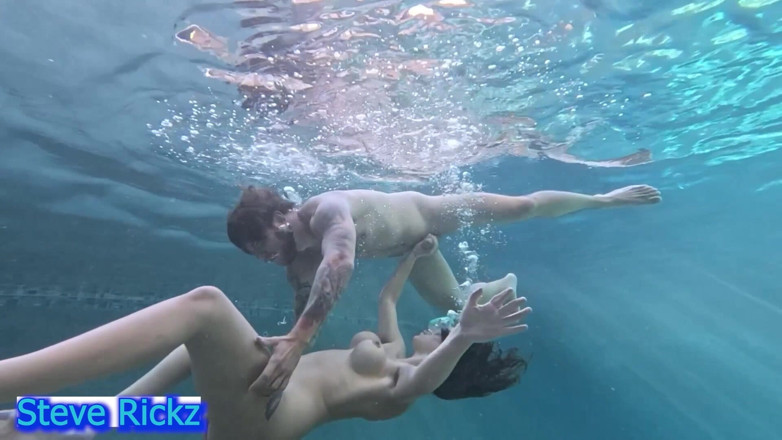 Steve Rickz: Unterwasser Lutschen Und Ficken - Verrückter Schwimmbad-sex - Steve Rickz, Chloe Kreams