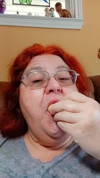 BBW nurse Vicki adventures with friends: Eating a Bolo Sandwich Roll for the Fat Girl Eating...