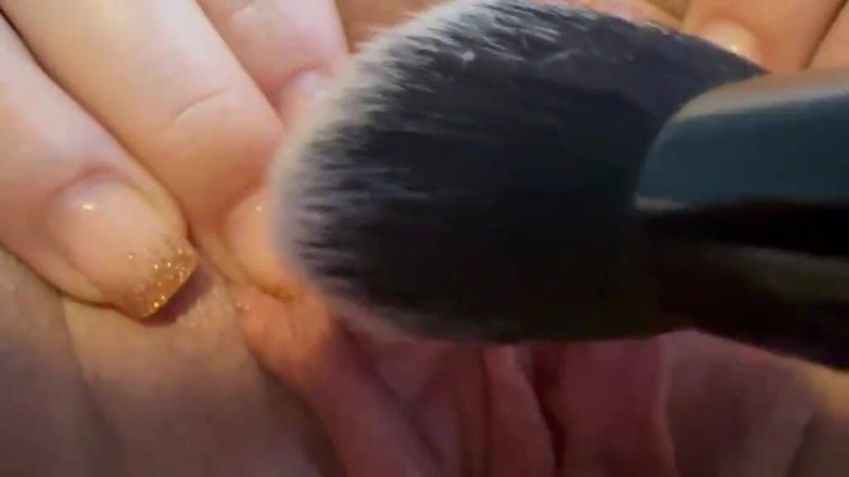 Good Girl McDuck: Pussy Teased with Paint Brush Until Squirting Orgasm