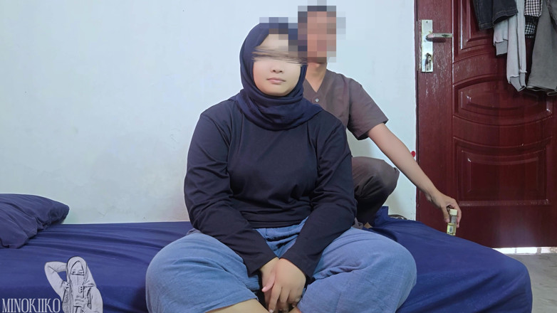 Minokiiko: Asian Village Girl Wore Hijab but Enjoy Every Touch - Sensual...
