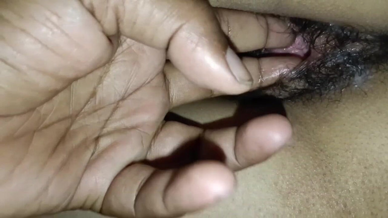 Labli: Bhabhi와의 야간 섹스