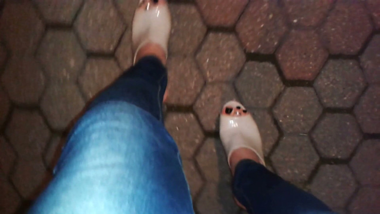 Heelex: Platform Mules