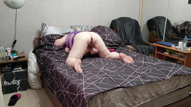 Zona901: Memek dan pantat montok tetangga