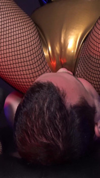 Strapdown Facesit Ballbusting