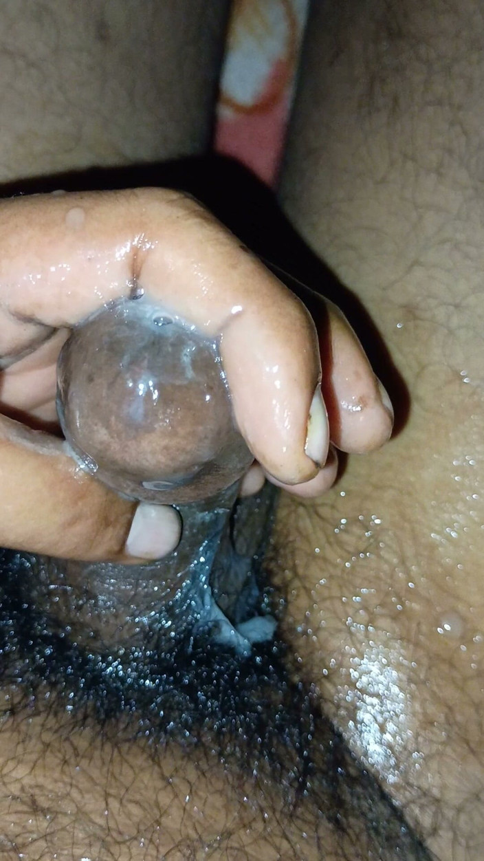 Hoboy88743O7675: The Thick Penis Ejaculated in the Memory of Aunty