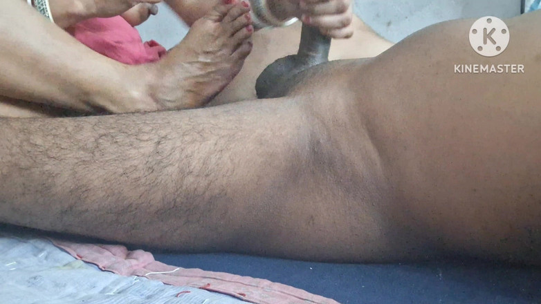 Busty Banuu: 继母与她的继子啪