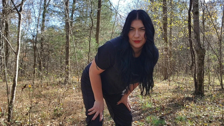 Julia Ryan: Big Bassy Prdí na my nature walk