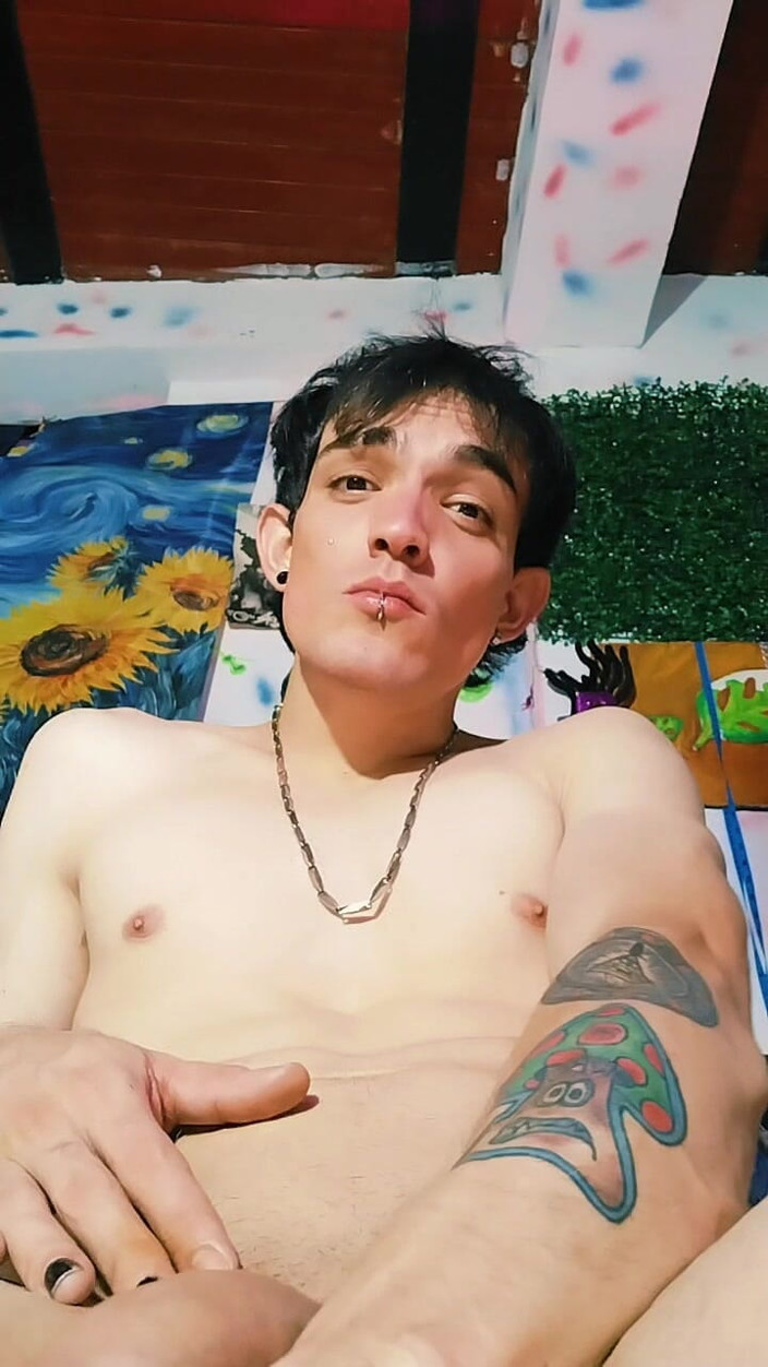 Maykiin: I Love Fucking Stepdaddy