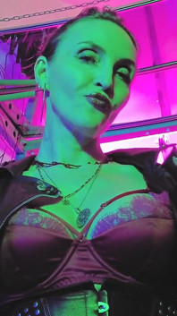 Dominatrix eva lateks kadın egemenliği sahibe büyük yarak bdsm solo lastik deri topuklu ateşli seksi büyük göt
