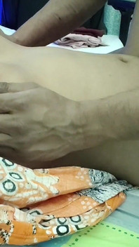 Sensación real de sexo duro follando lindas tetas