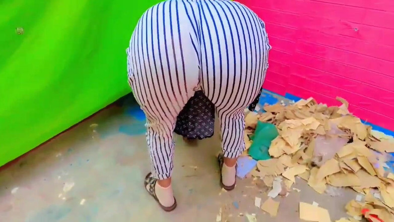 Muskan Rani: Desi Gidiyor