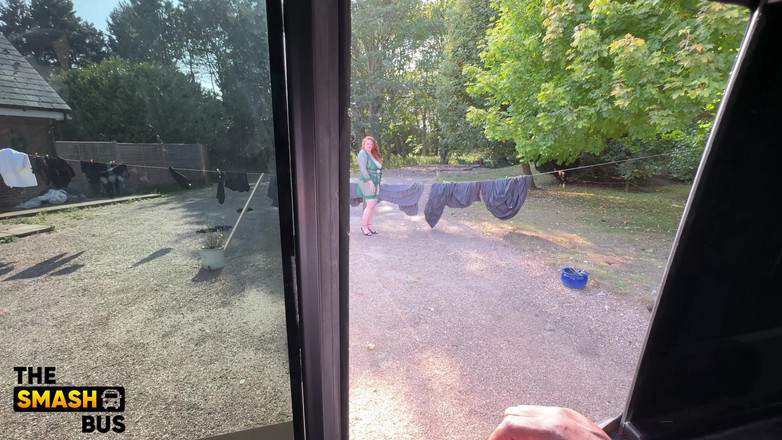 Smash bus: BBW Redhead Housewife BBC Threesome