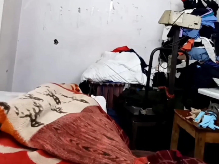 Hemant sarita: 그녀는 블라우스를 조이기 위해 재단사 주인에게 갔습니다. 자지를 삽입하여 보지를 풀어주는 재단사 마스터