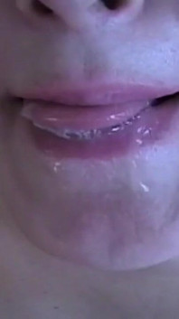 Nicoletta - MILF, éjaculation