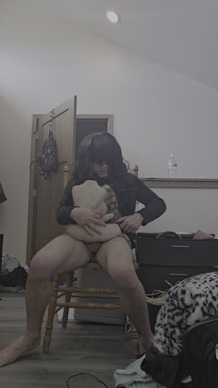 Big Dick Tranny Loves Butt Fucking