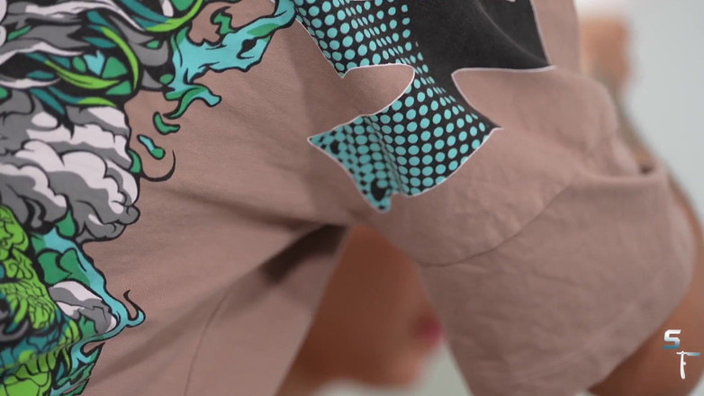 Shave Flix: 발렌티나