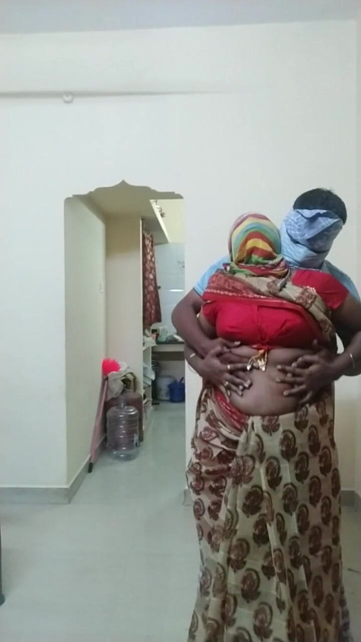 Saranya: 義理の兄弟の義理の妹の性交