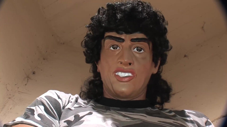 Vintage Climax: Blondine gedwongen om te neuken door een gemaskerde indringer