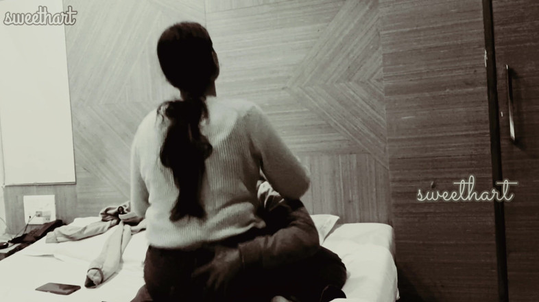sweet girl: Intensive erotische begegnung, büro-fantasien der ehefrau zu hause entfesselt