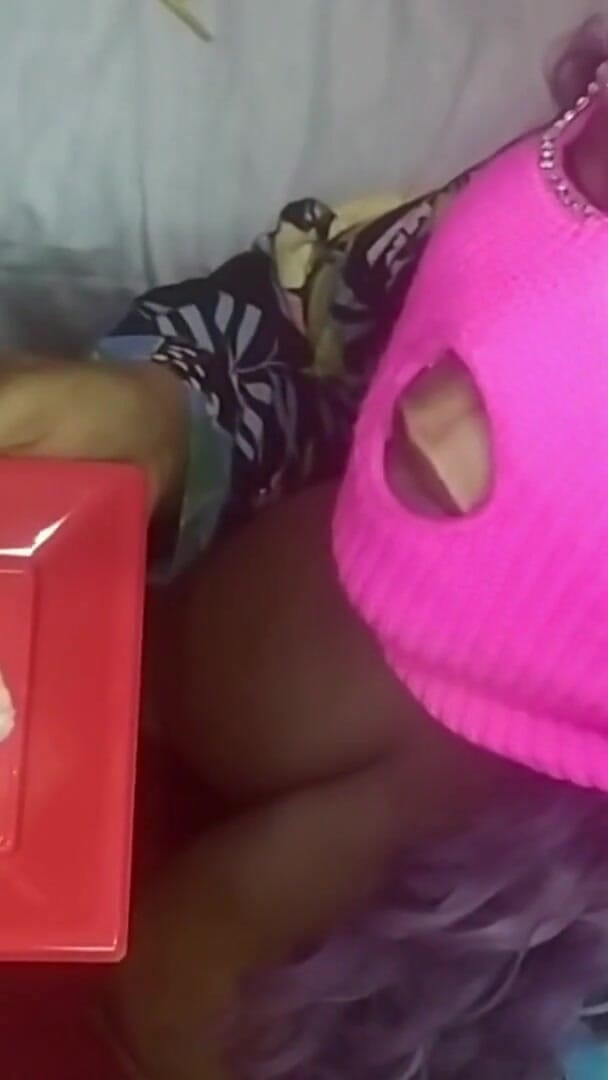 Sexsicouple: Você quer gozar na minha comida?