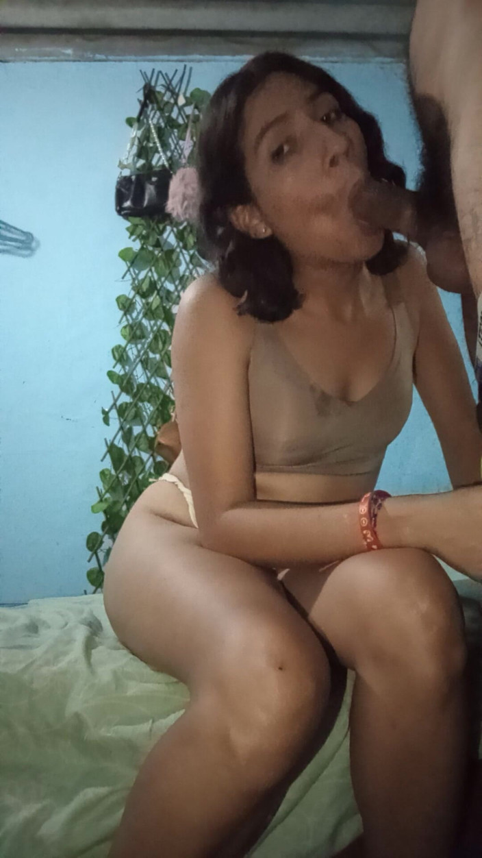 Femboy from Colombia: いい動きが来る