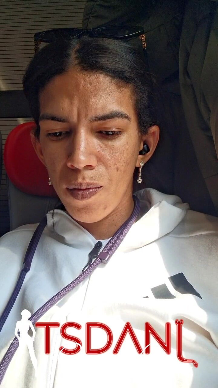 Tsdanisantos1: 같이 녹음하자. 동의하시나요? 네, 네가 있으면 직접 말해요.