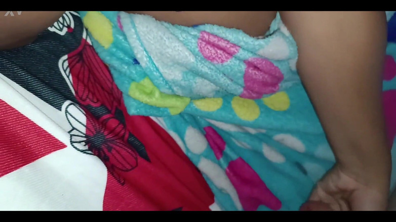 Pikaa6: Unavený se vrátil domů z práce, začnu sledovat porno a...