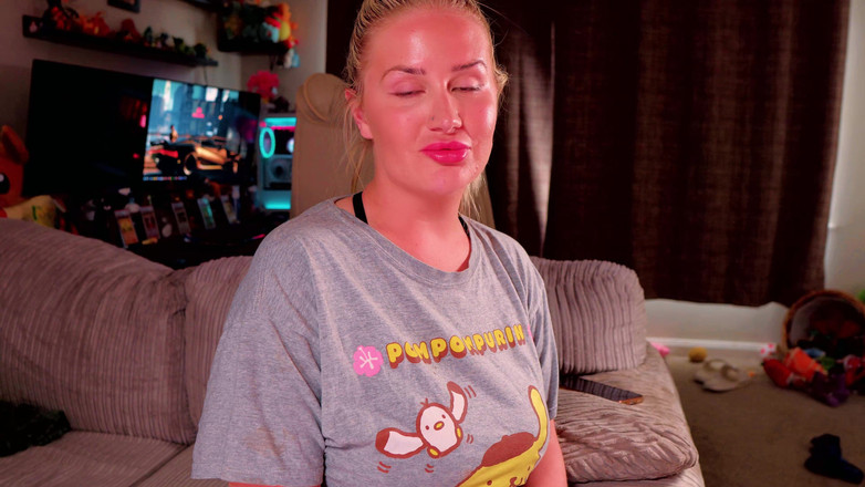 JessieHH: Tittycucked!