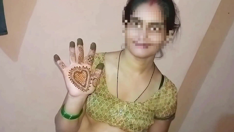 Janvibhabhii: 粗暴性爱特写，印度阿姨被她的男朋友性交