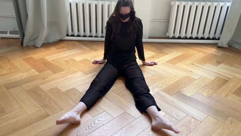 Skinny_lady69: Kéo dài gợi cảm trong quần áo trong suốt