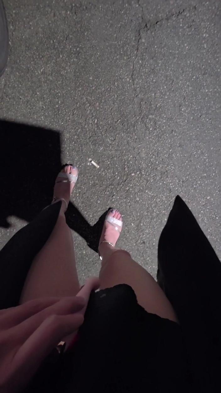 Taiwancdgirl: Shemale Ting Xuan Masturbates Outdoors with Love Egg