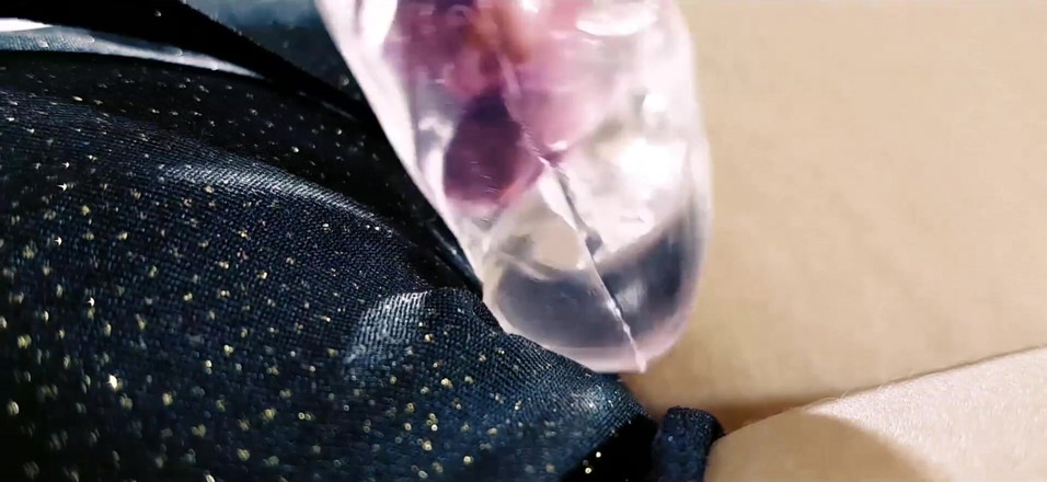 XxHomeMade: 角質の学生は彼女の猫とお尻を素敵な性交の準備ができています!