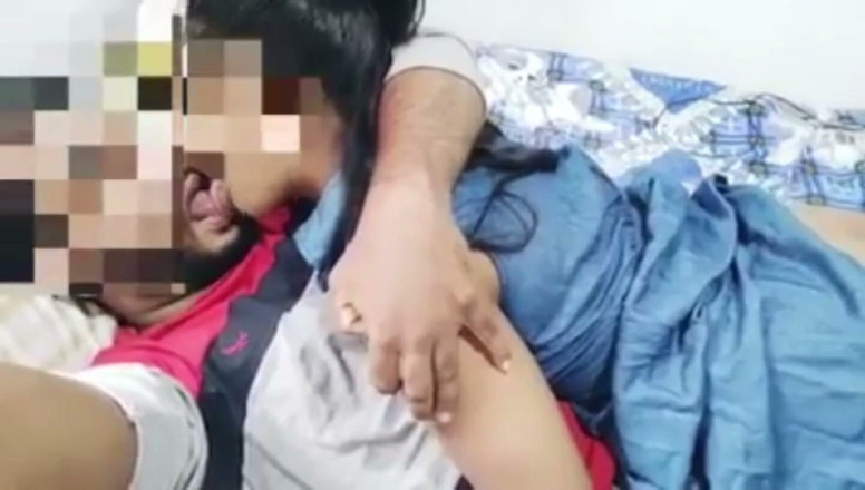 Payasibhabhi560: Mon copain m’a léchée et a aimé