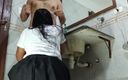Karely Ruiz: Anální šukání se studentkou v koupelně