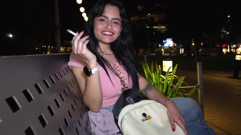 cxlila: Amatorski publiczny odbiór: Latina Fan z plecakiem Pornhub daje głębokie...