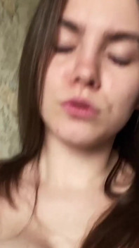 369202496091987968