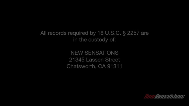 FamilyXXX: 새엄마 Mona는 더 이상 기다릴 수 없어