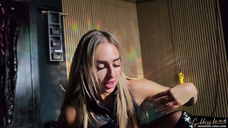 Goddess Lena: Gs-drinker