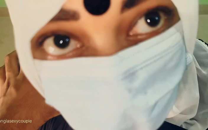 Banglasexycouple: Je trompe ma copine avec sa demi-sœur à gros nichons