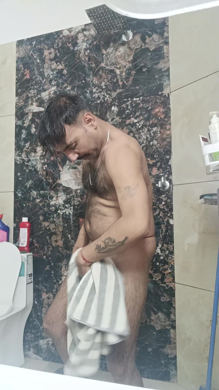 Rajasthani-old-lover: Indian Showering