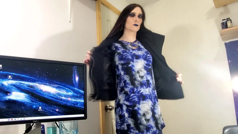 Ivyrose499: Trans Stepmom Punishes You Because You're Fucking Lazy