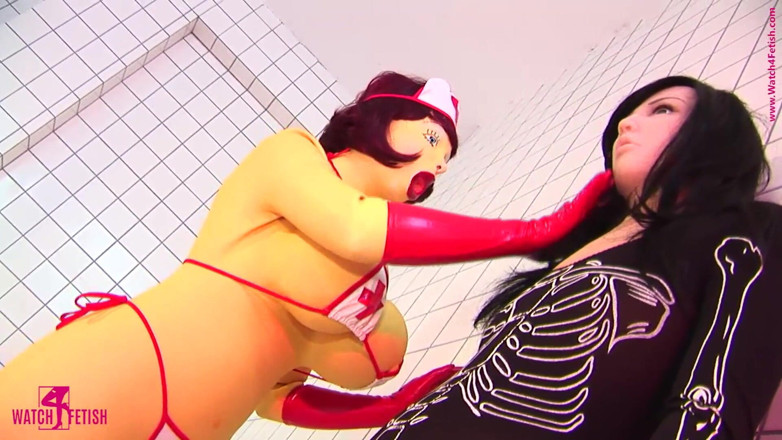Dollrotic: Jeux insolites de docteur
