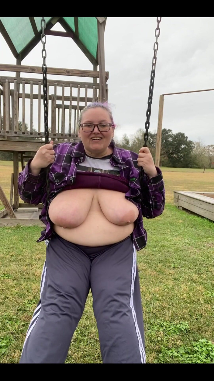 Sara Star: Enjoying a Little Swing in the Cold Weather
