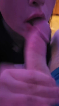 Hotwife succhia cazzo culte