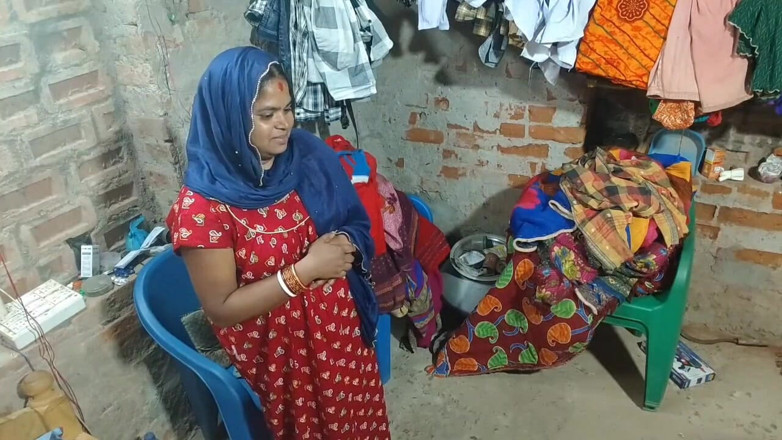 Raju Raju: डिलीवरी बॉय ने गृहिणी को छीन लिया और चोदा