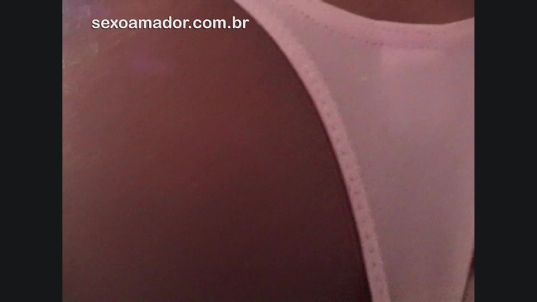 Amateurs videos: Pria yang sudah menikah ngentot sama kekasihnya di motel merekam...